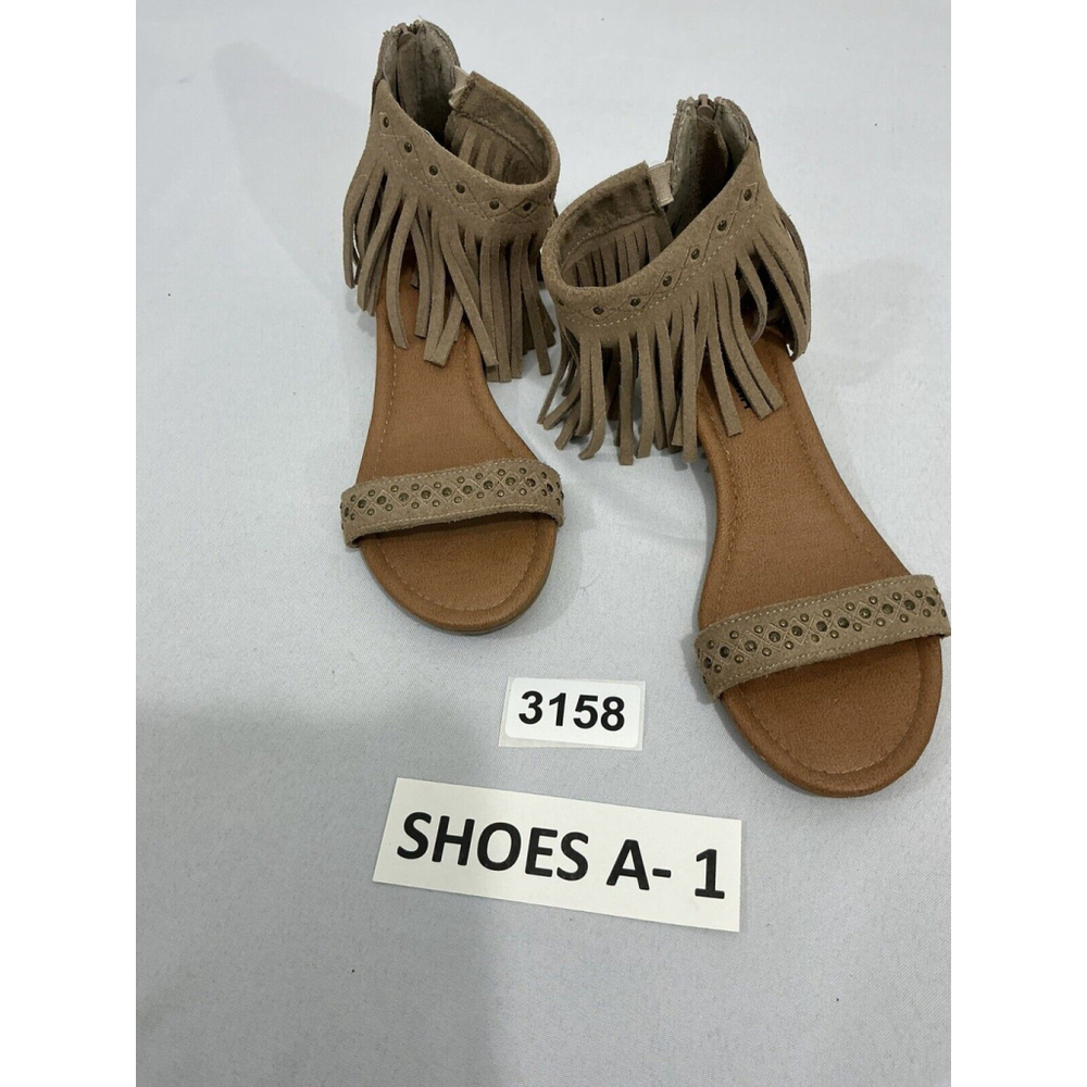 Womans Minnie Tonka Tpe Size 8 Beige Zip T-strap Studs Fringe Wedge Sandals